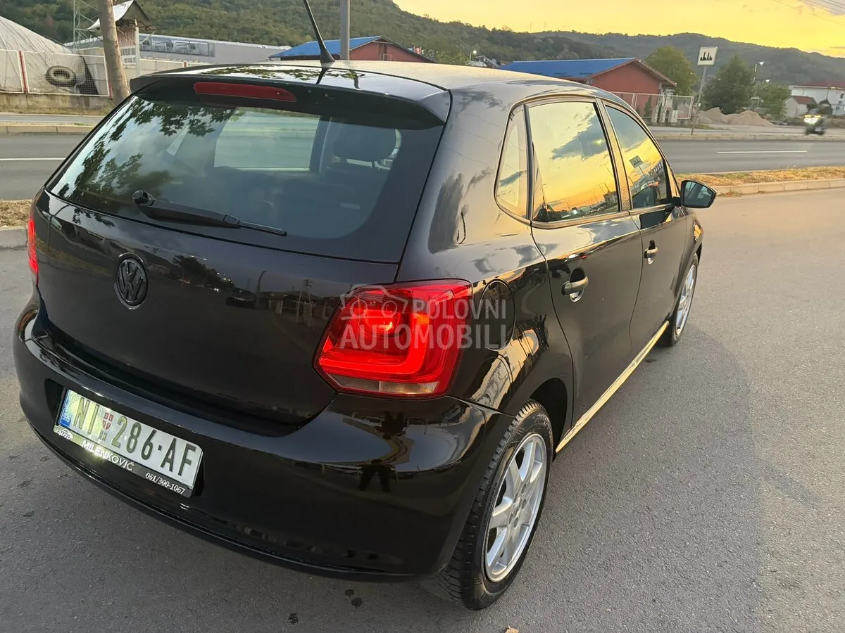 Volkswagen Polo 2011 photo 5