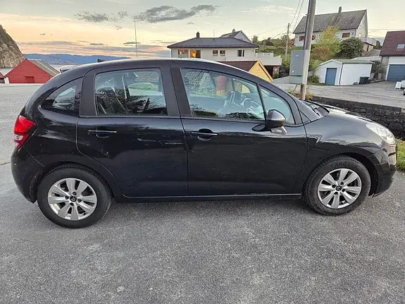 Citroen C3 2011 photo 2