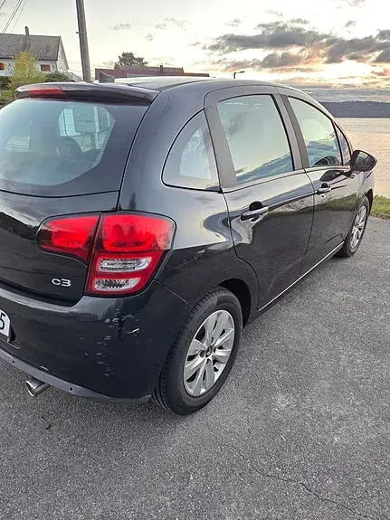 Citroen C3 2011 photo 4