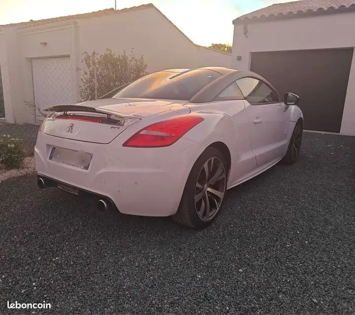 Peugeot Rcz 2015 photo 2