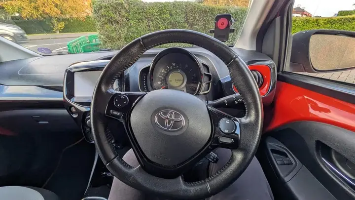 Toyota Aygo 2015 photo 5