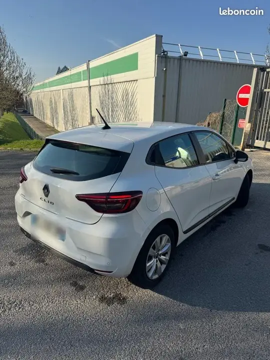 Renault Clio 2019 photo 3