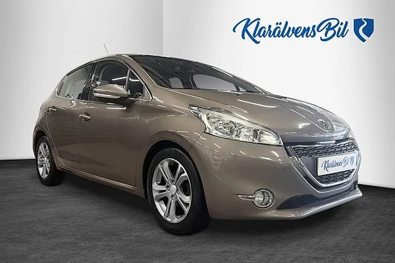 Peugeot 208 2012 photo 5