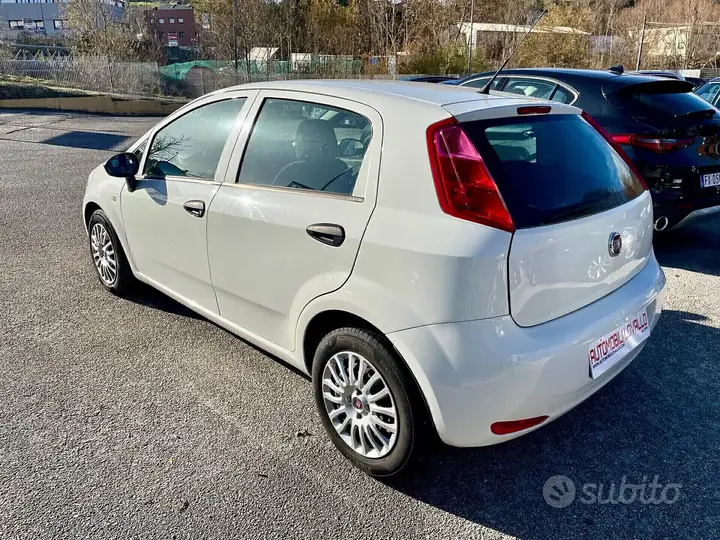Fiat Punto 2018 photo 4