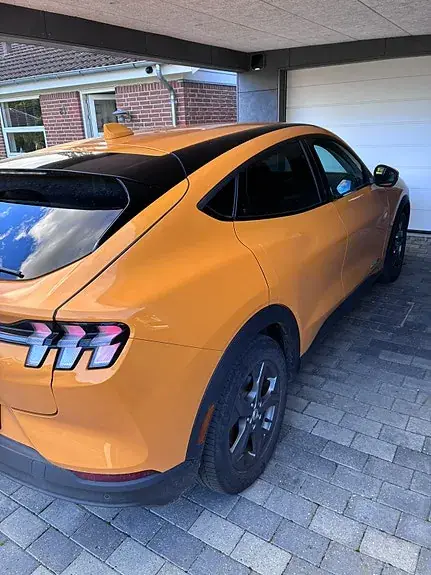 Ford Mustang Mach-E 2024 photo 3
