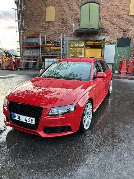 Audi A4 2009 photo 2