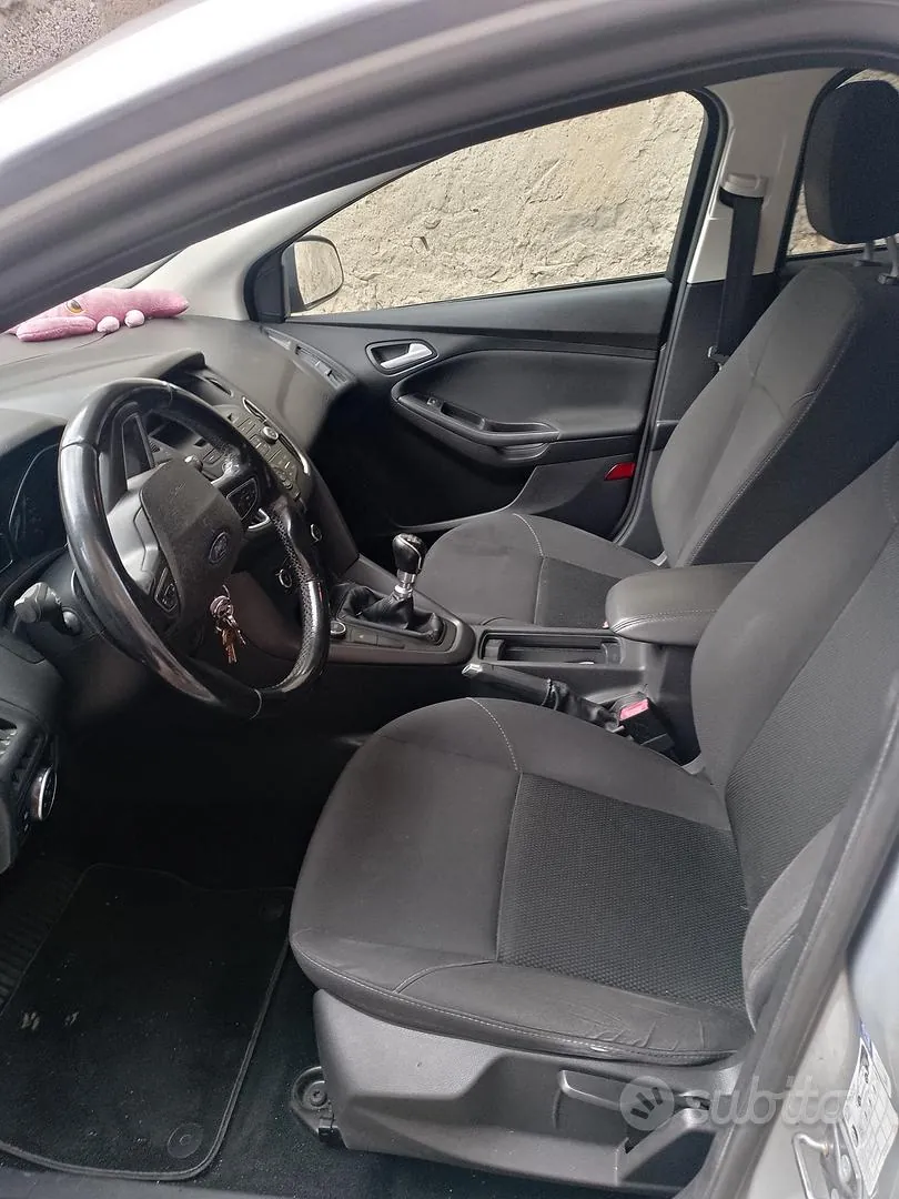 Ford Focus 2015 photo 2