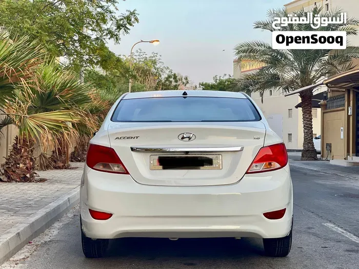 Hyundai Accent 2016 photo 3