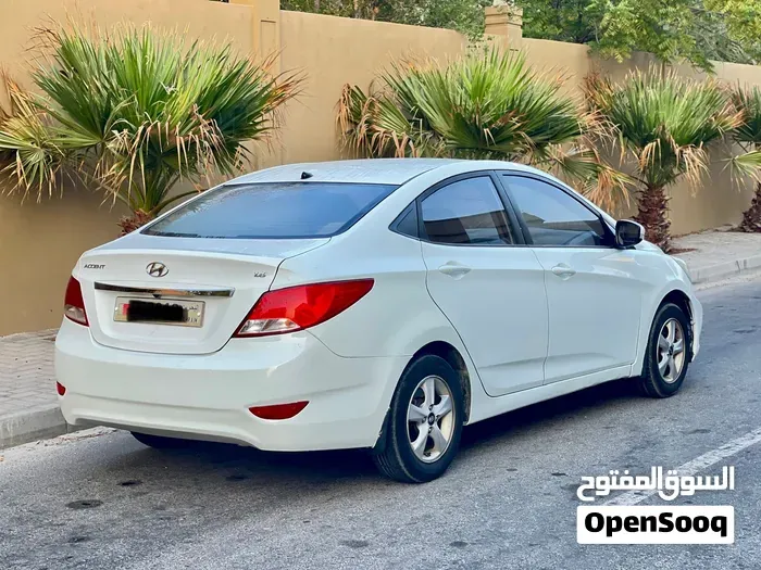 Hyundai Accent 2016 photo 4
