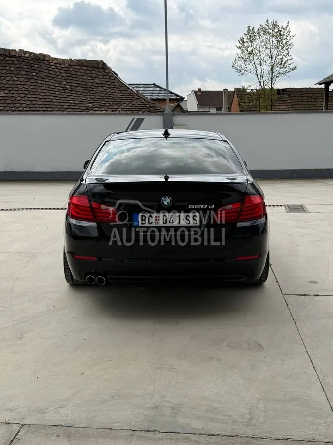 BMW 520 2012 photo 5