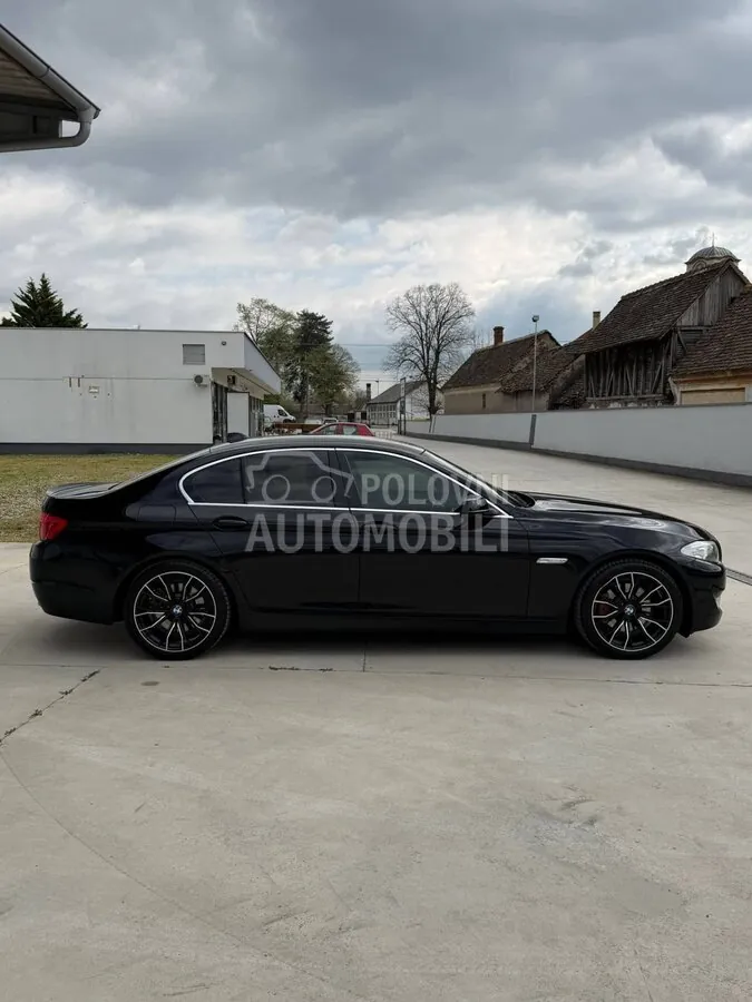 BMW 520 2012 photo 3