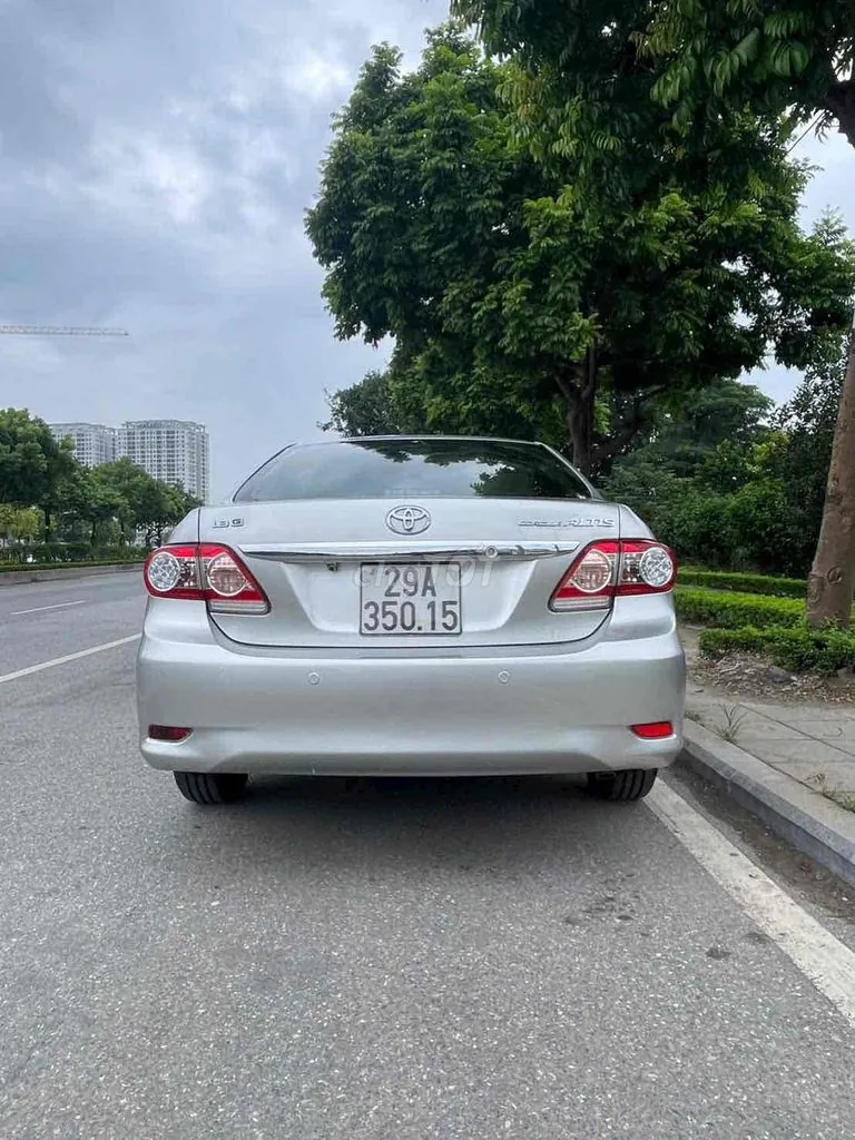 Toyota Corolla Altis 2011 photo 4