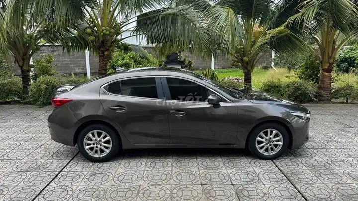 Mazda 3 2019 photo 3