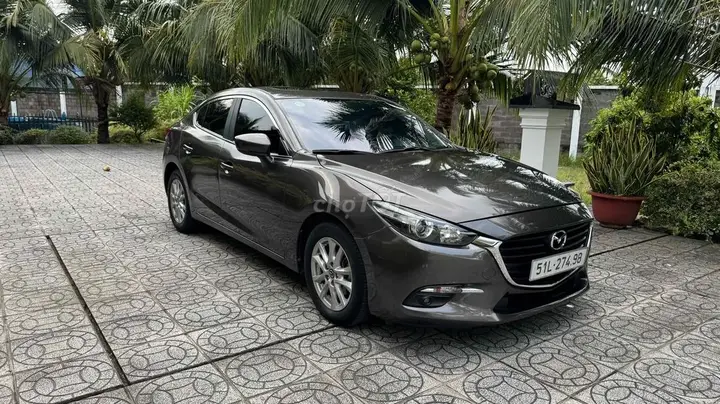 Mazda 3 2019 photo 2