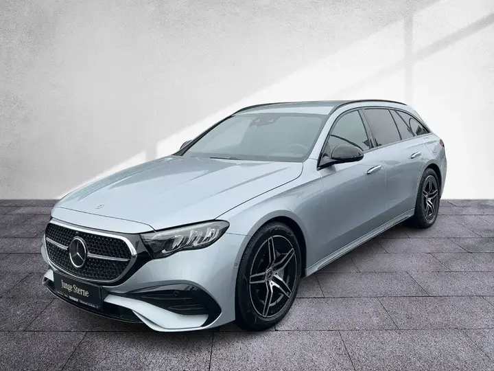 Mercedes-Benz E-Class 2024 photo 2