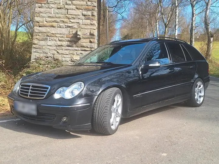 Mercedes-Benz W203