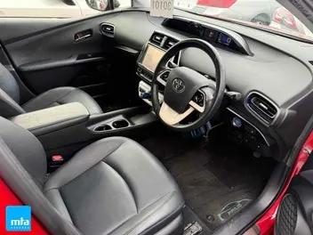 Toyota Prius 2015 photo 4