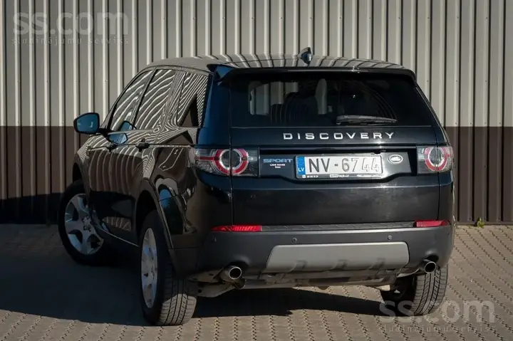 Land Rover Discovery Sport 2018 photo 4