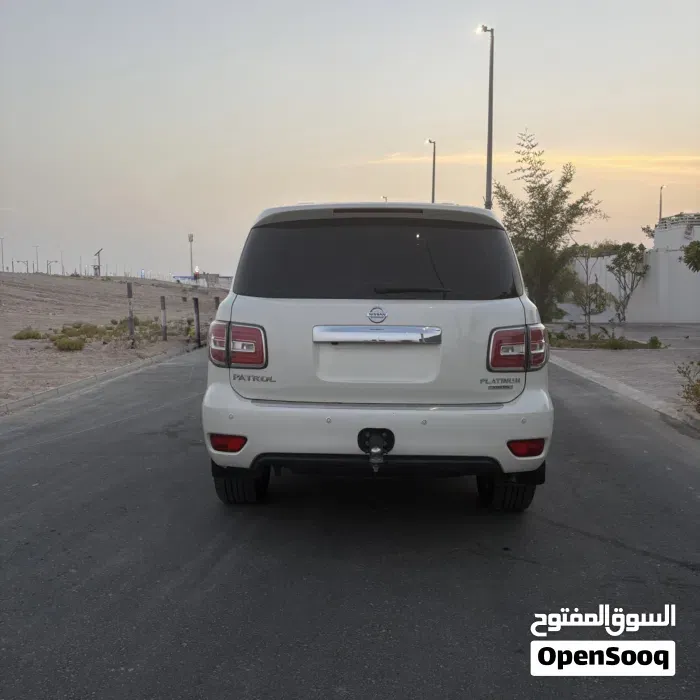 Nissan Patrol 2018 photo 2