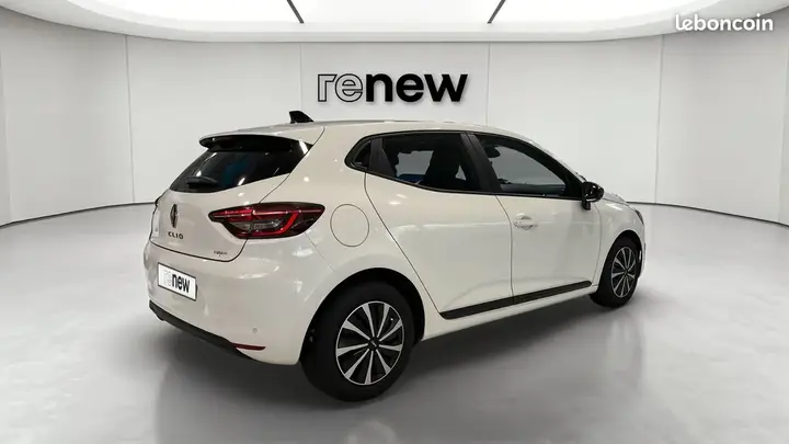 Renault Clio 2023 photo 5