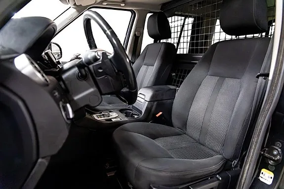 Land Rover Discovery 4 2015 photo 3