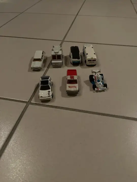 Hot Wheels Autos