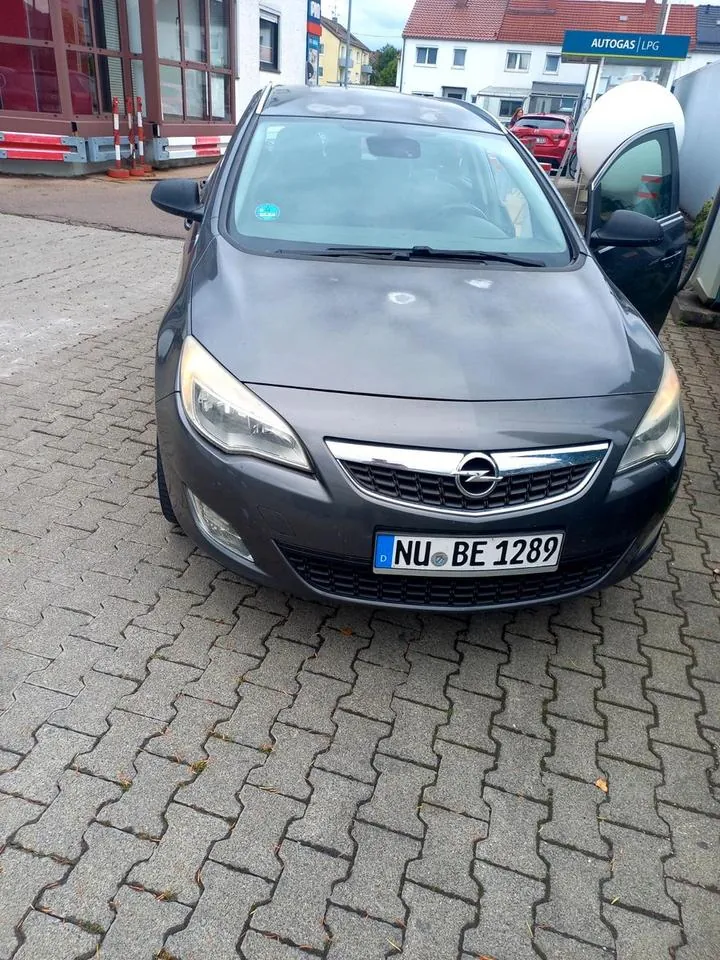 Opel Astra