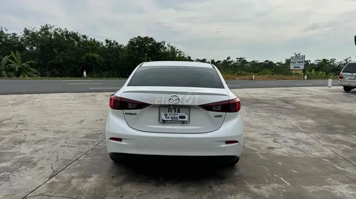 Mazda 3 2016 photo 5