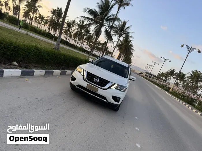 Nissan Pathfinder 2018 photo 3