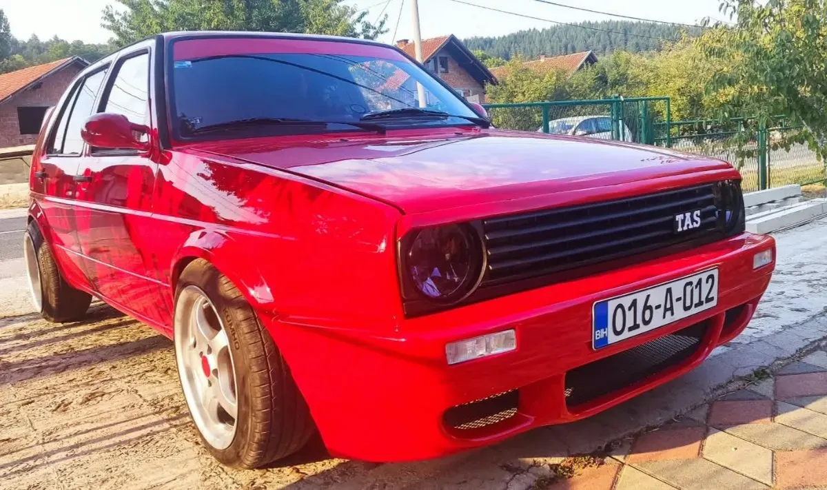 Volkswagen Golf
