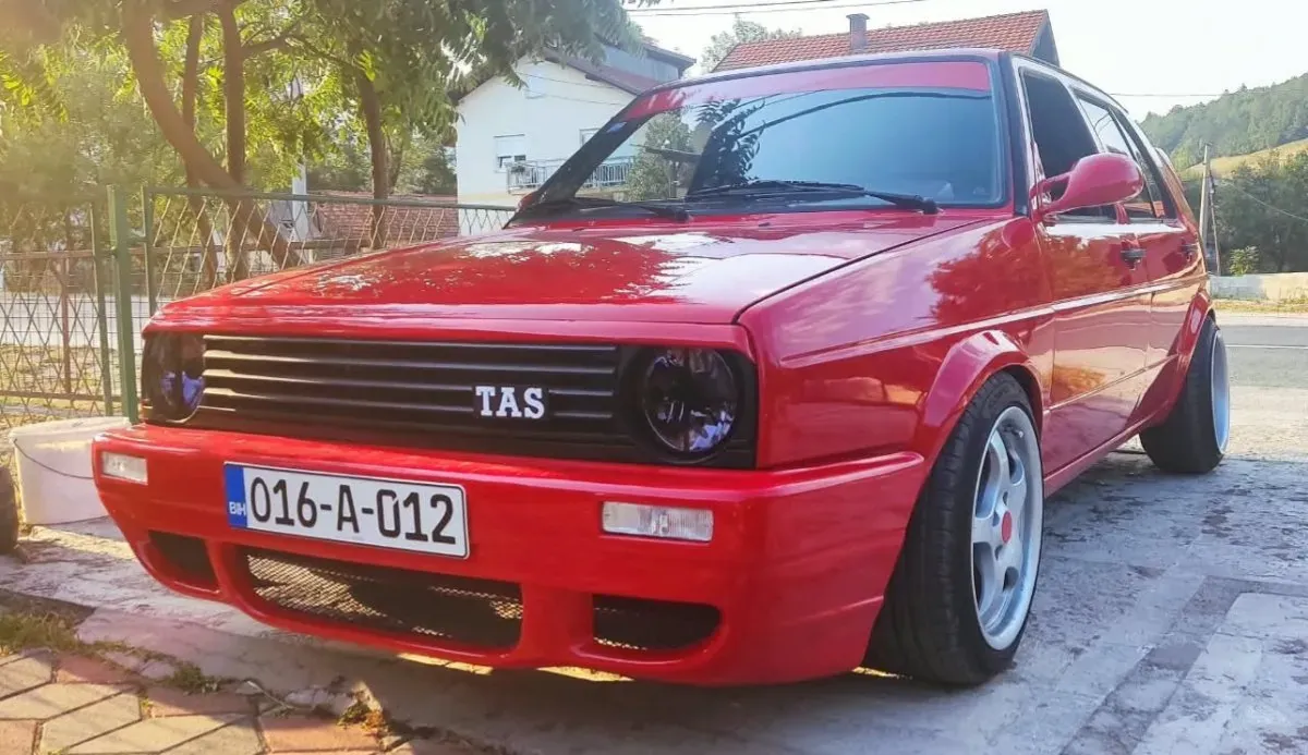 Volkswagen Golf