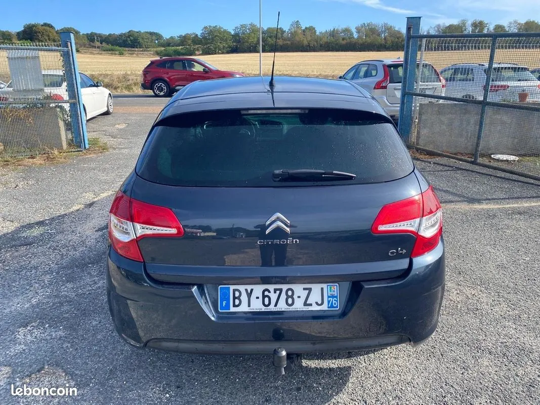 Citroen C4 2011 photo 4