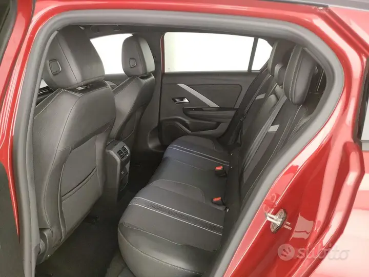 Opel Astra 2024 photo 5