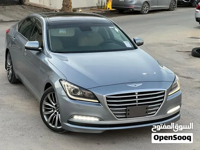 Genesis G80 2016 photo 2