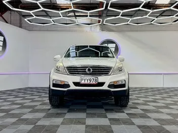 KG Mobility Rexton 2015 photo 3