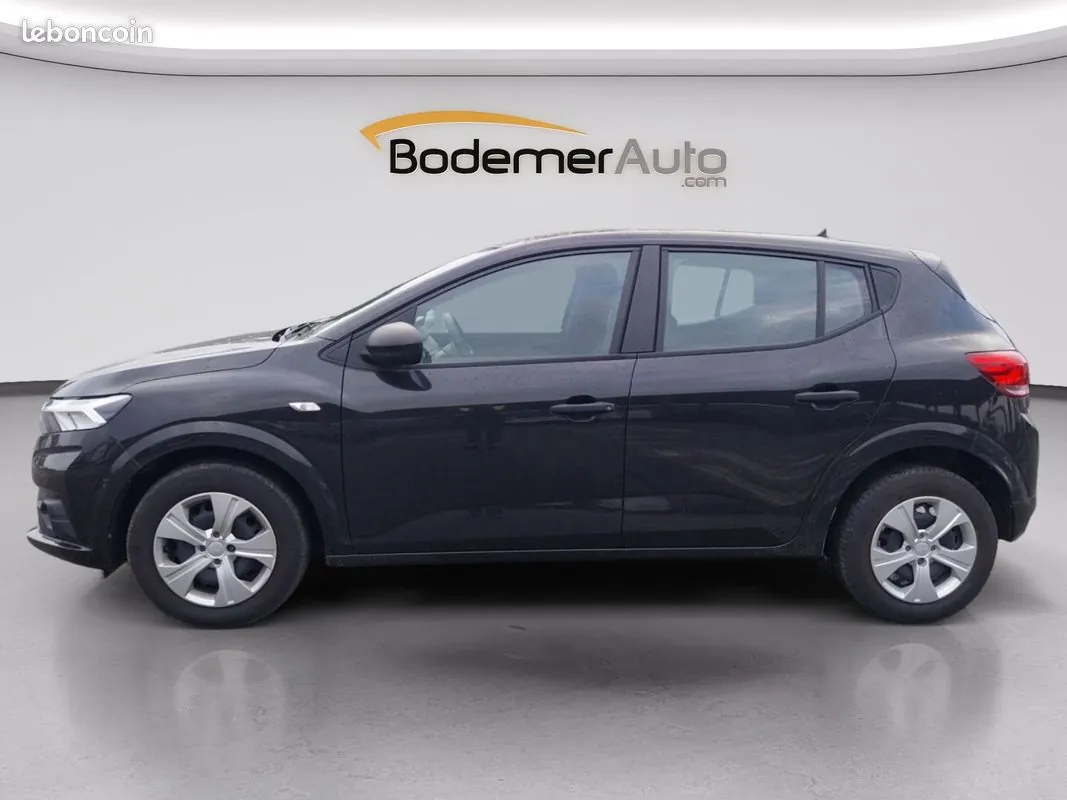 Dacia Sandero 2023 photo 2