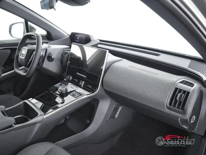 Subaru Solterra 2026 photo 2