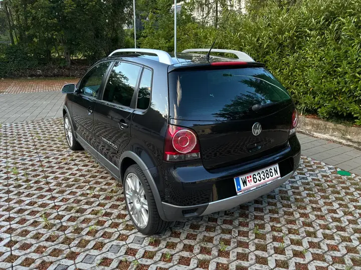 Volkswagen Polo 2006 photo 3