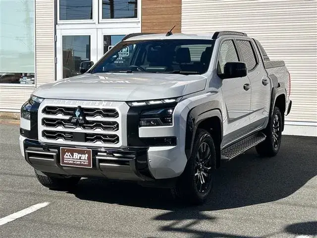Mitsubishi Triton