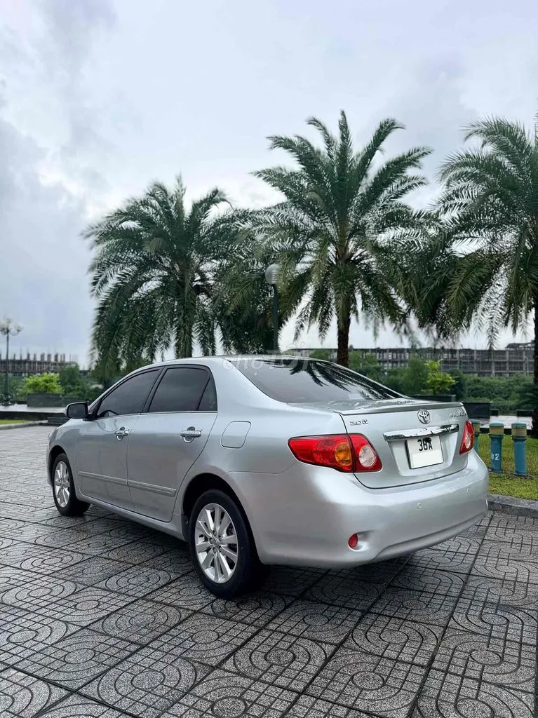 Toyota Corolla Altis 2010 photo 2