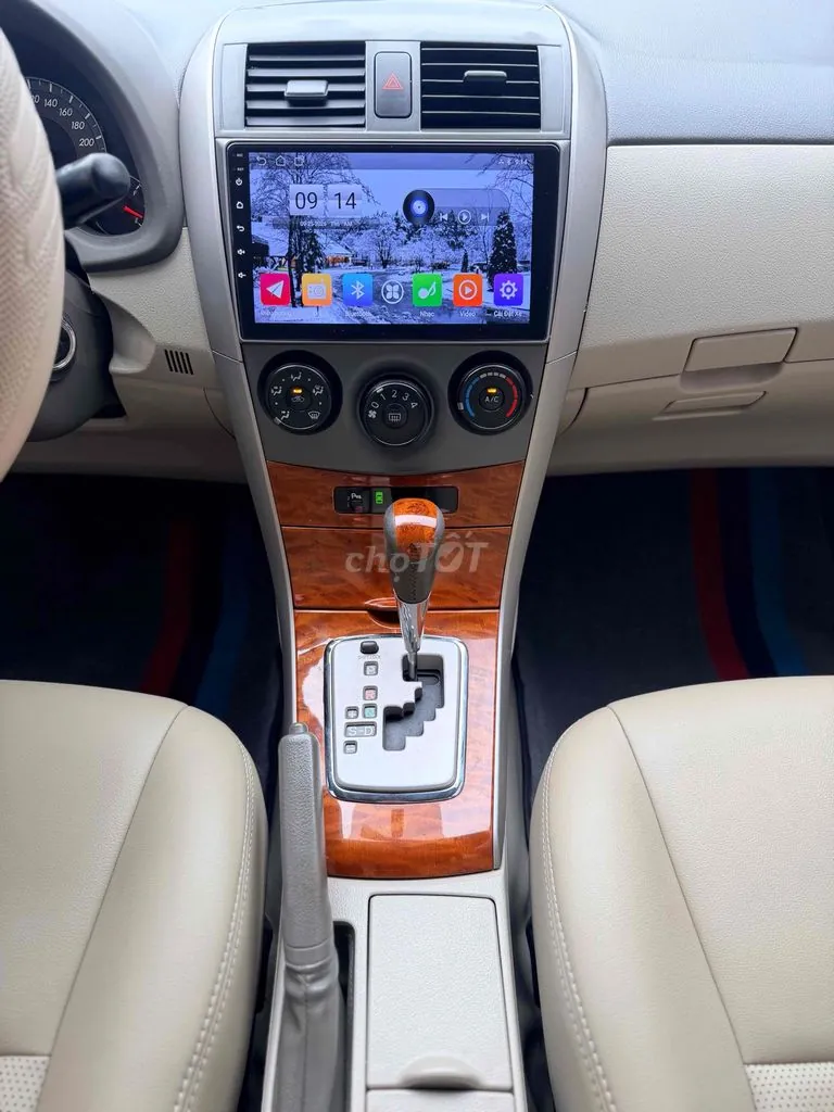 Toyota Corolla Altis 2010 photo 5