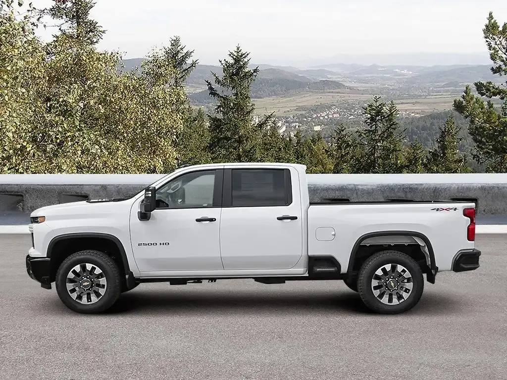Chevrolet Silverado 2500 2026 photo 3