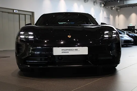 Porsche Taycan Turbo 2020 photo 5