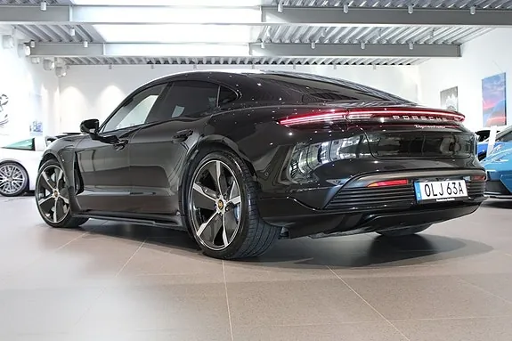 Porsche Taycan Turbo 2020 photo 2