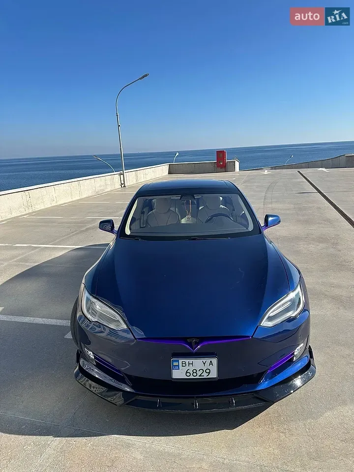 Tesla Model S