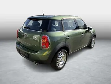 Mini Countryman 2016 photo 2