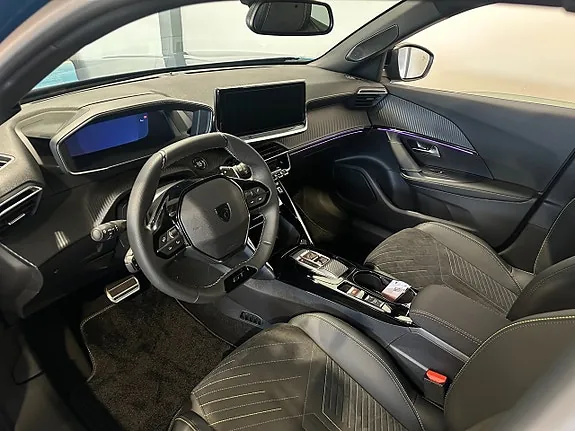 Peugeot E-2008 2026 photo 3