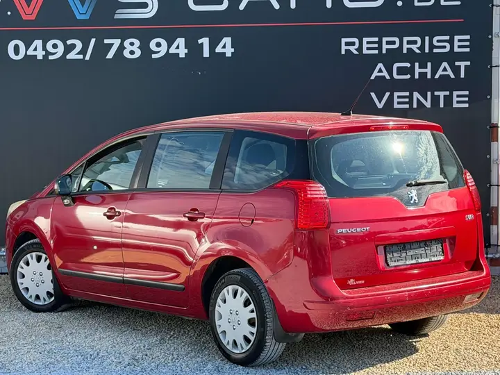 Peugeot 5008 2010 photo 5