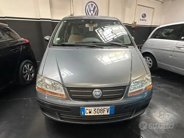 Fiat Idea 2005 photo 2