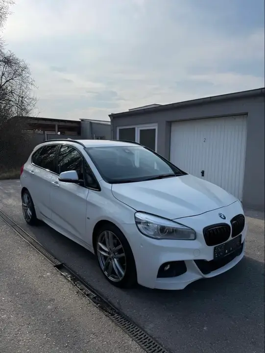 BMW 2 Series 2016 photo 2